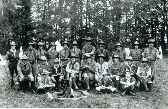 Group photo of the first wood badge course in 1919. Public domain image.